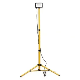 halogen-led-statyw-budowlany-roboczy-naswietlacz