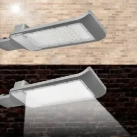 latarnia-uliczna-led-150w-230v-6000k-lampa-led-na-slup-przemyslowa-led-ip65