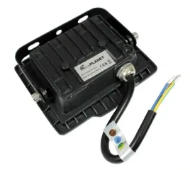 halogen-naswietlacz-lampa-led-20w-ip65-ekonomiczny