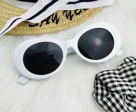 okulary-kurt-cobain-biale-vintage-owalne