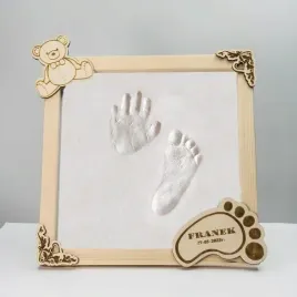 zestaw-do-gipsowego-odlewu-dloni-stopek-dziecka