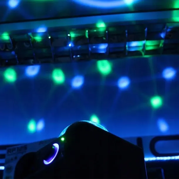 glosnik-bluetooth-karaoke-usb-led-kulka-mikrofon-stan-nowy-marka-inna