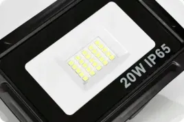 lampa-halogen-zewnetrzny-na-garaz-20w-ip65-czujka
