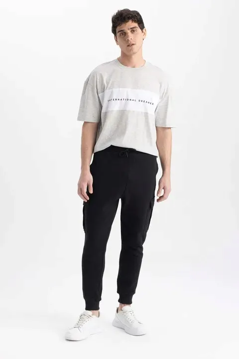 czarne-klasyczne-luzne-spodnie-dresowe-kieszenie-gumka-defacto-m