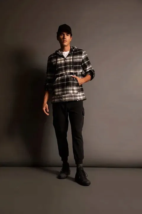 czarne-klasyczne-luzne-spodnie-dresowe-kieszenie-gumka-defacto-m