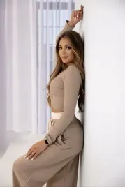 aszmi-bawelniany-dres-komplet-z-szeroka-nogawka-bezowy