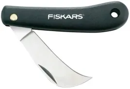 sierpak-noz-skladany-do-galezi-pedow-k62-fiskars