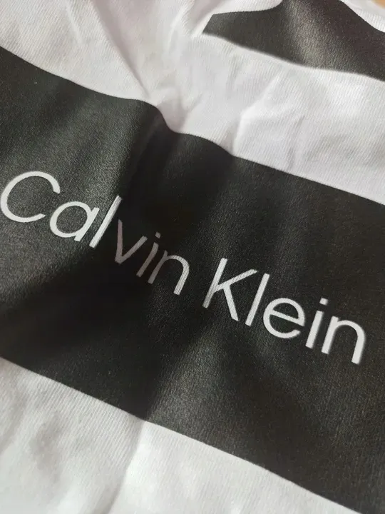 t-shirt-calvin-klein-m