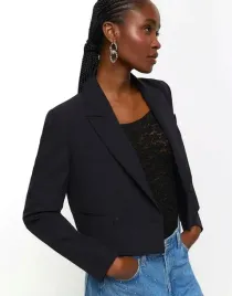 river-island-czarna-krotka-elegancka-marynarka-wgz-nh2-s