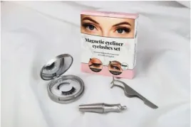 rzesy-magnetyczne-dlugie-eyeliner-peseta