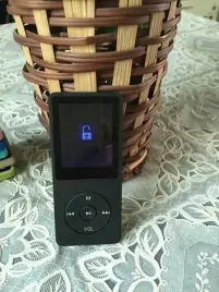 odtwarzacz-muzyczny-mp3-radio-mini-dyktafon-sluchawki-16gb-przenosny