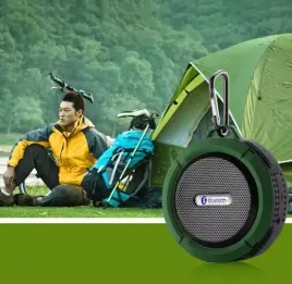 glosnik-przenosny-bluetooth-na-survival-maly-mocny