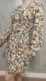 sukienka-w-kwiaty-jasna-rozmiar-standard