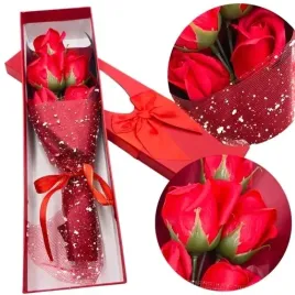 bukiet-roz-flower-box-wieczna-roza-prezent-na-dzien-kobiet