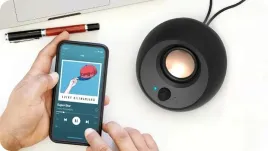 glosniki-biurkowe-creative-pebble-v3-czarne