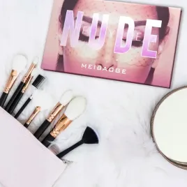 paleta-cieni-do-makijazu-oczu-18-kolorow-zestaw