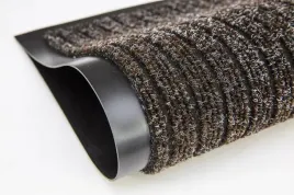 wycieraczka-do-butow-pod-drzwi-wejsciowe-dura-mat-66x120-brazowa-dywanik