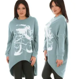 f553-luzna-bluza-oversize-z-grafika