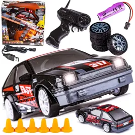 samochod-rc-auto-do-driftu-naped-4x4-24-ghz-toyota-1-24-swiatla-drift