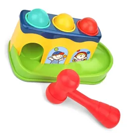 zabawka-wbijak-do-uderzania-mloteczkiem-rozwija-umiejetnosci-dziecka