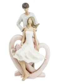 figura-zakochani-para-ona-i-on-serce-dekoracja-prezent
