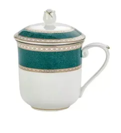 kubek-z-zaparzaczem-porcelanowy-pokrywka-sitko