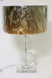 lampa-stolowa-zloty-abazur-krysztalowa-wysoka
