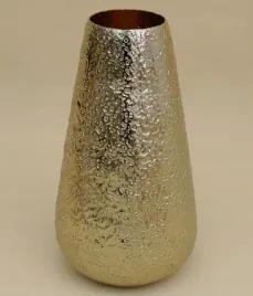 wysoki-wazon-metalowy-zloty-oslonka-na-kwiaty
