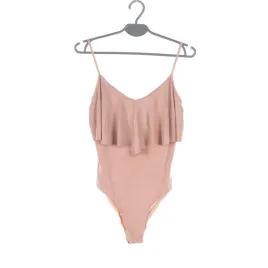 body-damskie-atmosphere-rozowe-na-ramiaczkach-falbanka-figi-36