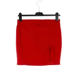 spodnica-damska-prettylittlething-czerwona-mini-z-rozcieciem-40