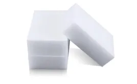 magiczna-gabka-do-czyszczenia-plam-usuwa-brud