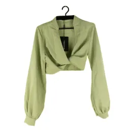 bluzka-damska-prettylittlething-zielona-krotka-stojka-dlugi-rekaw-38