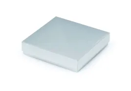 pudelko-laminowane-prezentowe-18cm-x-18cm-x-4cm-srebrne
