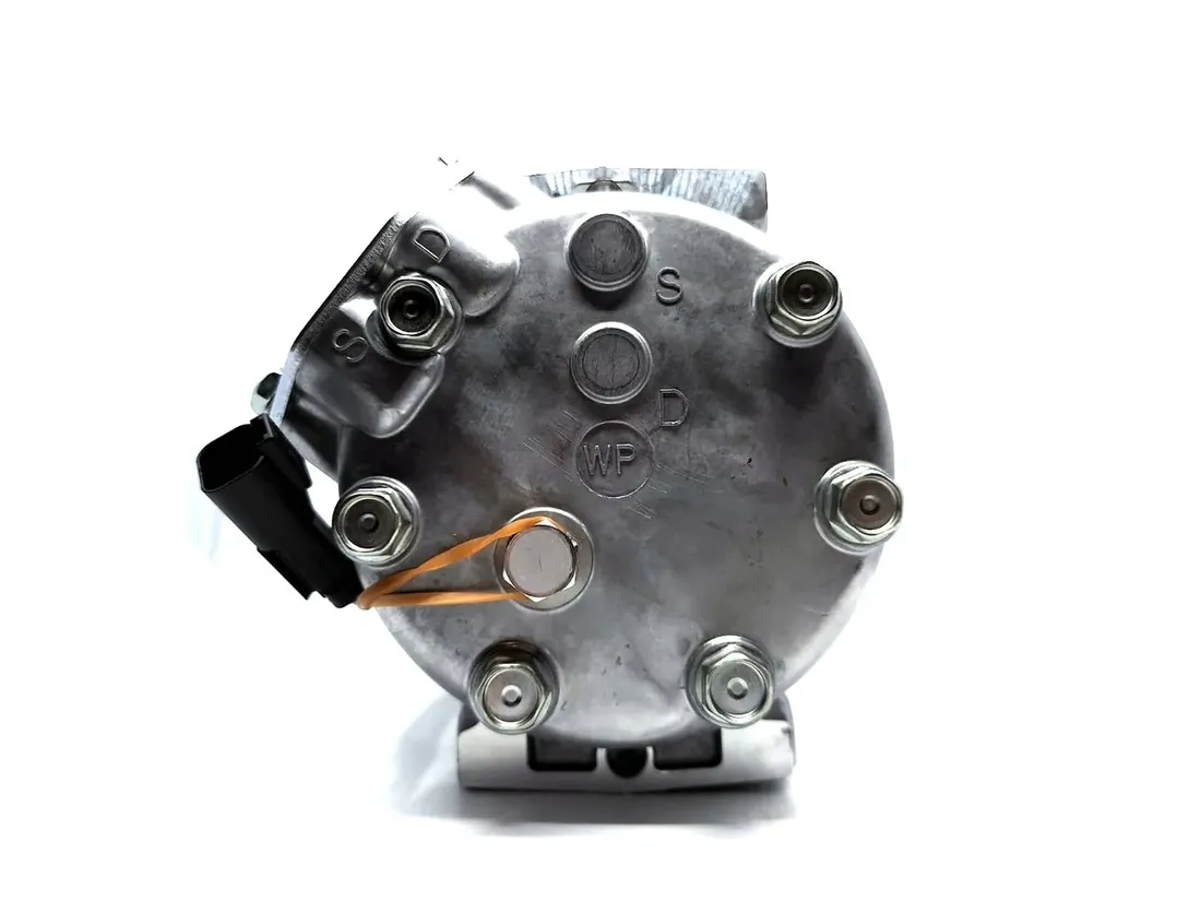 sprezarka-sanden-sd7h15-8202-24v-jcb-stan-nowy