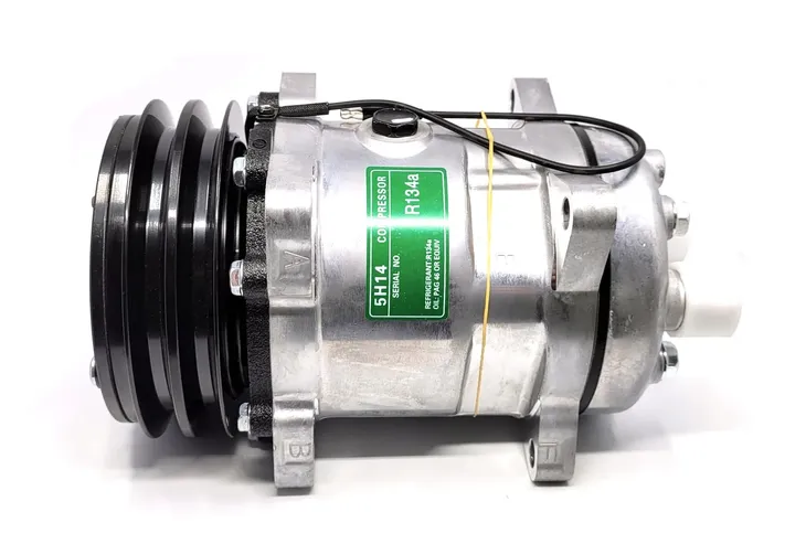 Kompresor klimatyzacji Typ Sanden SD5H14 6630 Case Ford New Holland