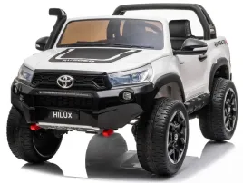 auto-na-akumulator-duza-toyota-hilux-2osoby-pa0250