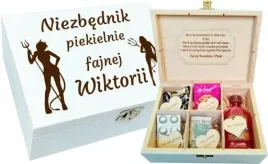 prezent-niezbednik-na-18-20-30-40-urodziny-pudelko
