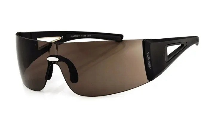 okulary-przeciwsloneczne-arctica-s-139-wyprzedaz-etui