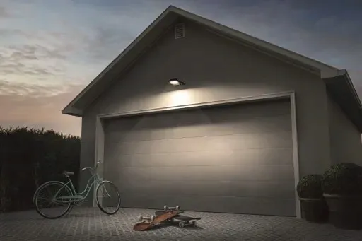 halogen-bialy-neutralny-1200-lm-10-w-stan-nowy