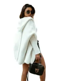 me-gusta-kardigan-z-kapturem-oversize-bialy-ryzyk