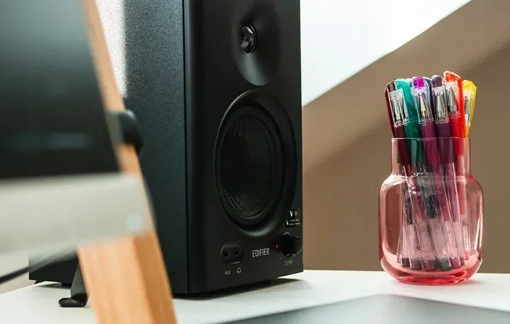 edifier-mr4-monitory-studyjne-glosniki-2-0-42w