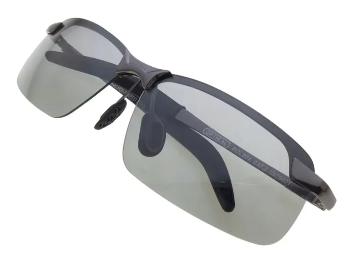 okulary-przeciwsloneczne-polaryzacyjne-fotochrom-stan-nowy