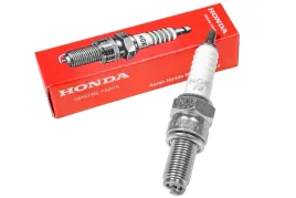 swieca-zaplonowa-honda-ngk-cr8e-honda-cbr-125-r-04-15-suzuki-0948200456