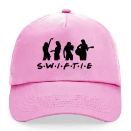 czapka-z-daszkiem-rozowa-na-lato-swiftie-taylor-swift-merch-koncertowy-wz