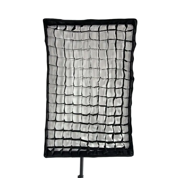 softbox-90x60-cm-z-gridem-mocowanie-bowens-grid-w-zestawie-kod-producenta-sb60x90bg