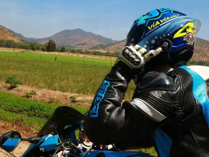 sena-20s-evo-interkom-motocyklowy-bluetooth-2-kask-model-20s-evo-11d
