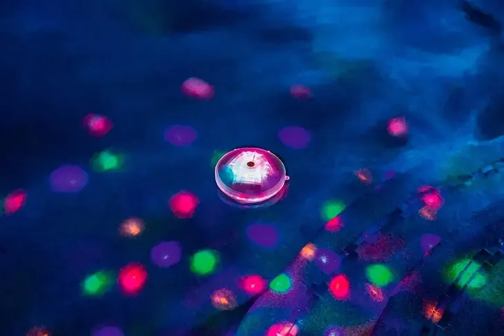 plywajaca-lampka-led-do-basenu-ksztalt-inne