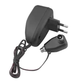 zasilacz-wzmacniacz-antenowy-z-gniazdem-f-z-gniazdem-antenowym-tv-dvbt2