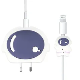 oslona-zabezpieczajaca-zestaw-na-ladowarke-kabel-usb-astronauta