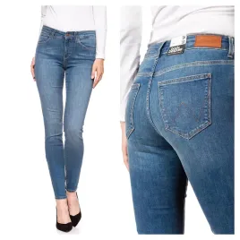 damskie-spodnie-jeansowe-wrangler-skinny-24-32